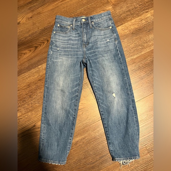 Madewell Denim - Madewell Classic Straight Jean Distressed Denim Medium Wash Size 27 23” Inseam